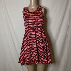 Rue 21 black and pink dress